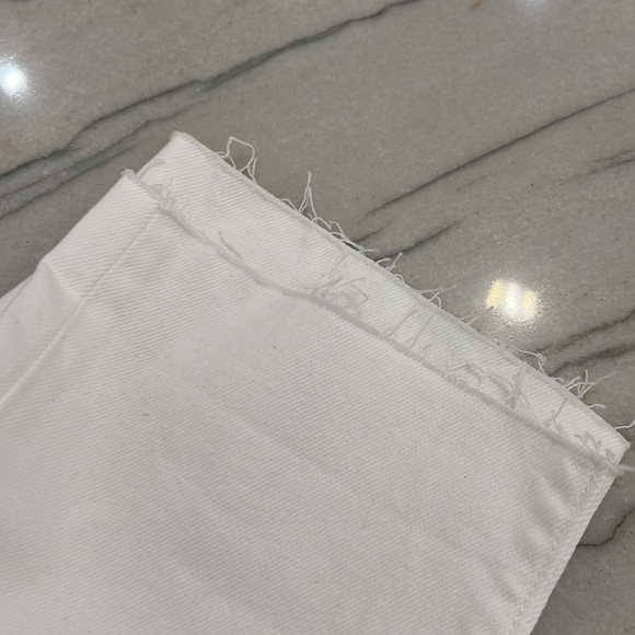 NWT Gap Mid Rise Girlfriend Jeans with Washwell White-26 Short - Picture 7 of 14